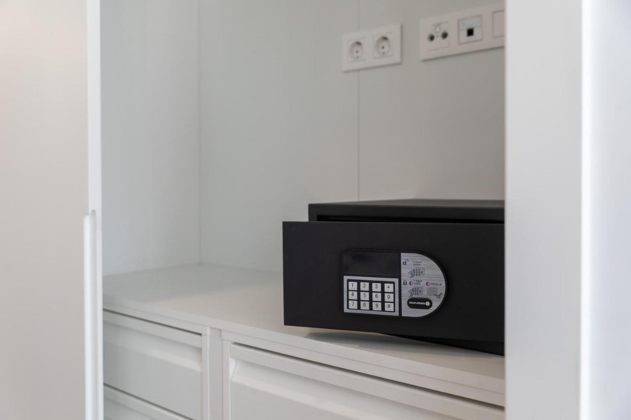 Alidreams Lola Center Apartamentos อาลิกันเต ภายนอก รูปภาพ