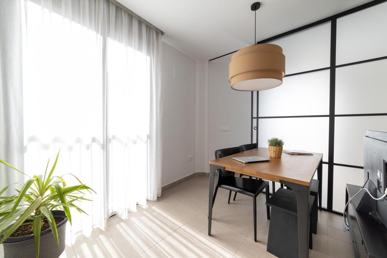 Alidreams Lola Center Apartamentos อาลิกันเต ภายนอก รูปภาพ
